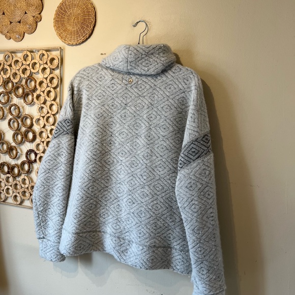 Prana Women's Crestland Pullover - Picture 5 of 8